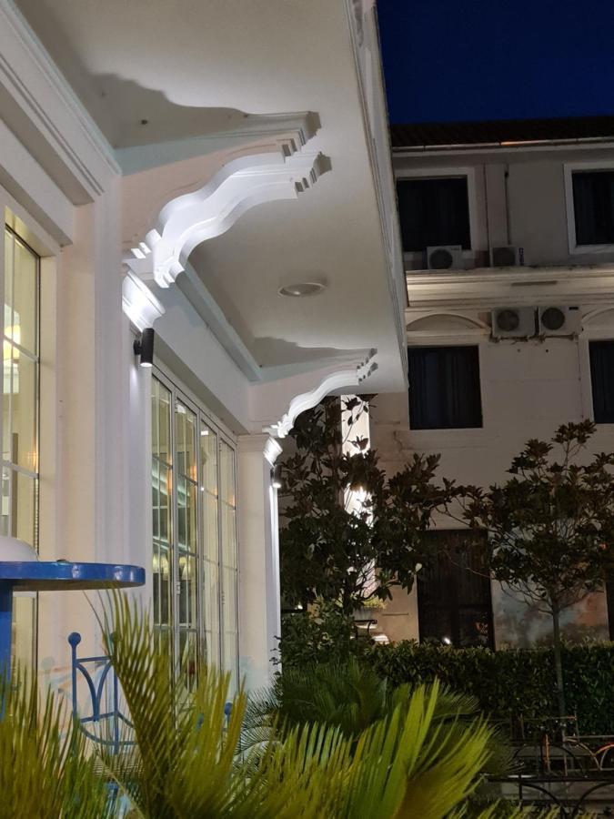 Univers Resort Elbasan Eksteriør bilde