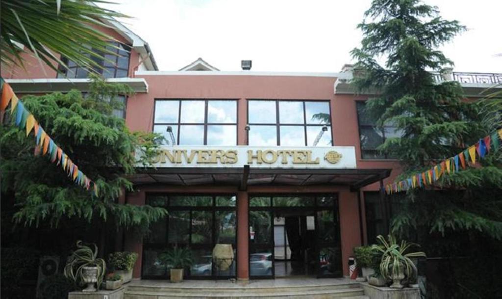 Univers Resort Elbasan Eksteriør bilde